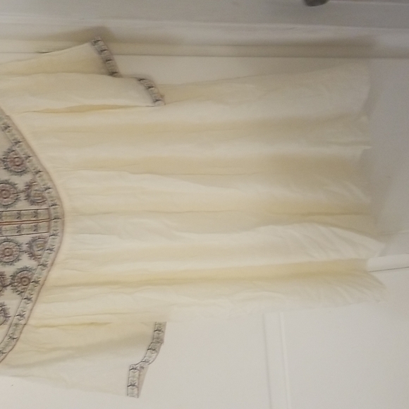 Entro Boho Embroidered Dress size medium - Picture 2 of 14